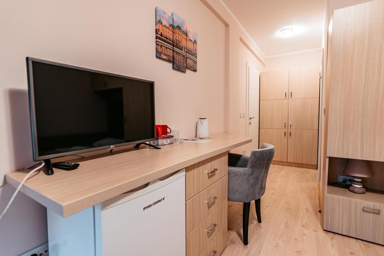 Lotos Depandans Hotel Nis Ngoại thất bức ảnh