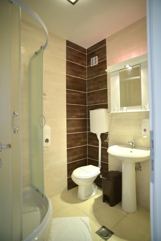 Lotos Depandans Hotel Nis Ngoại thất bức ảnh